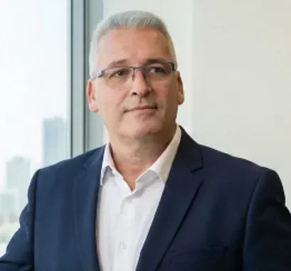 אבי בן דוד, עורך דין — תמונת פרופיל מקצועית